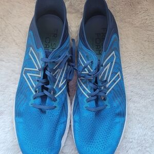 New Balance Fresh Foam Men's size 16 Running Shoes blue Gym Exercise